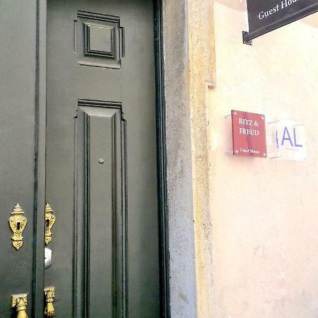 Ritz & Freud Guest House Lisbon Exterior photo